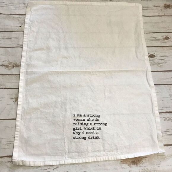 Kitchen Tea Towel‎ Strong Woman Strong Drink - Picture 3 of 5